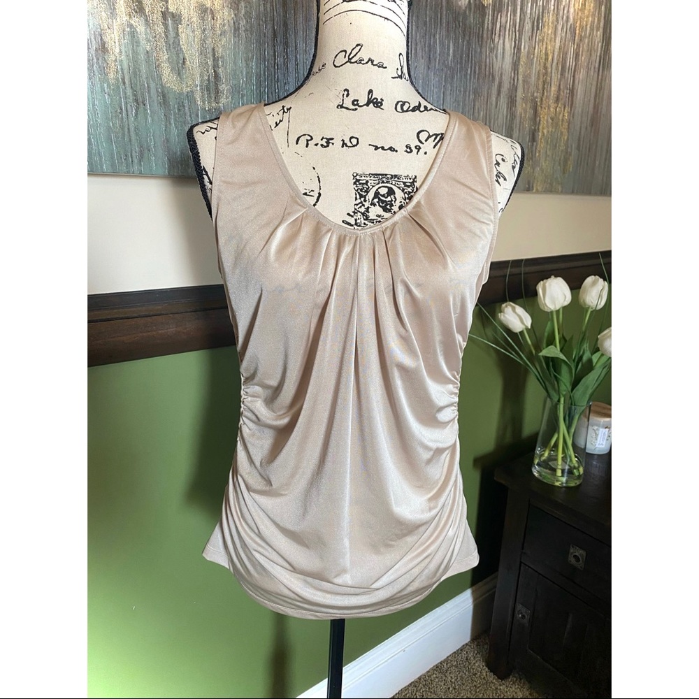 New York & Company Stretch Sleeveless Tank